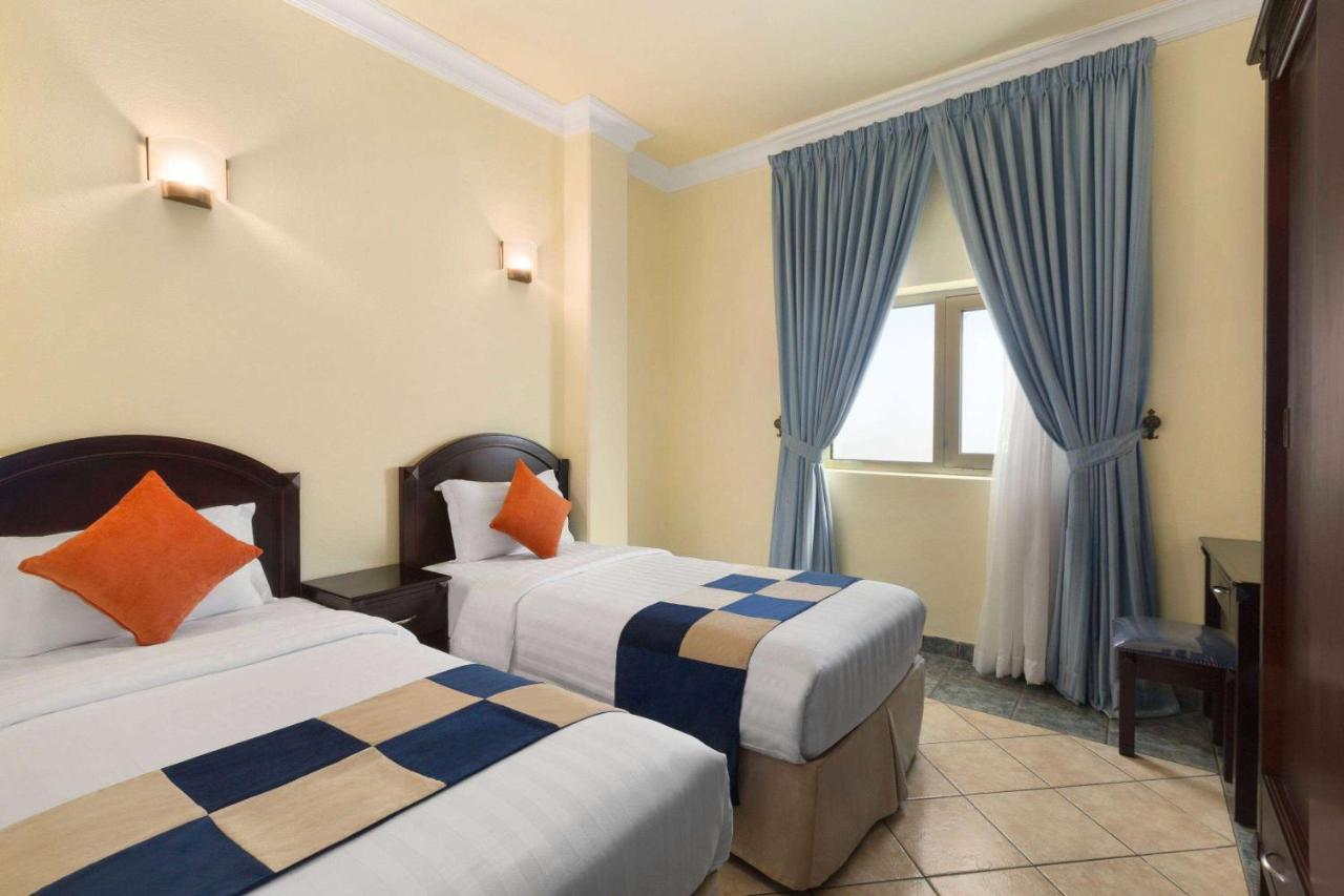 Howard Johnson Dammam Hotel Eksteriør billede