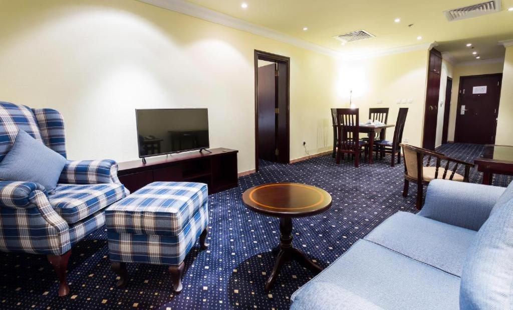 Howard Johnson Dammam Hotel Eksteriør billede